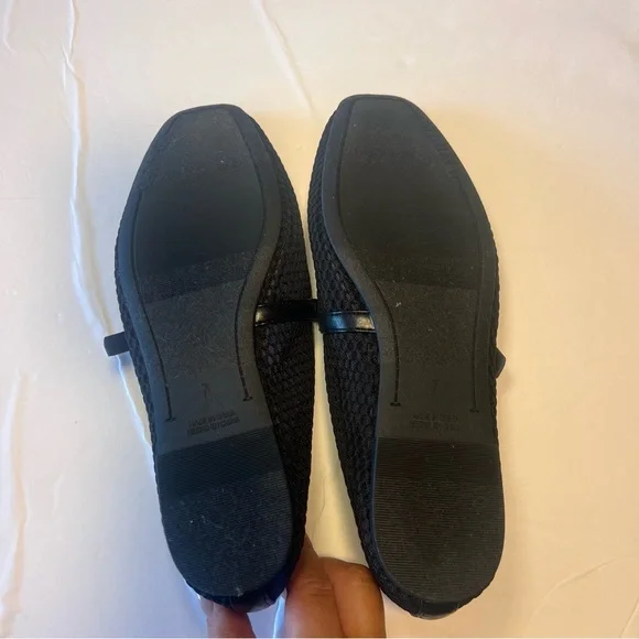 Old Navy Mary Jane Square Toe Mesh Flats - Picture 4 of 6